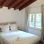 Castle View 公寓式酒店
