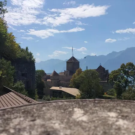 Castle View Aparthotel *